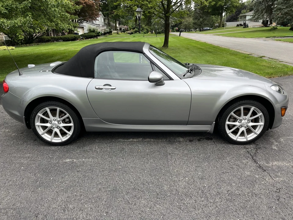 2012 Mazda NC MX-5 Miata - Image 9 of 31