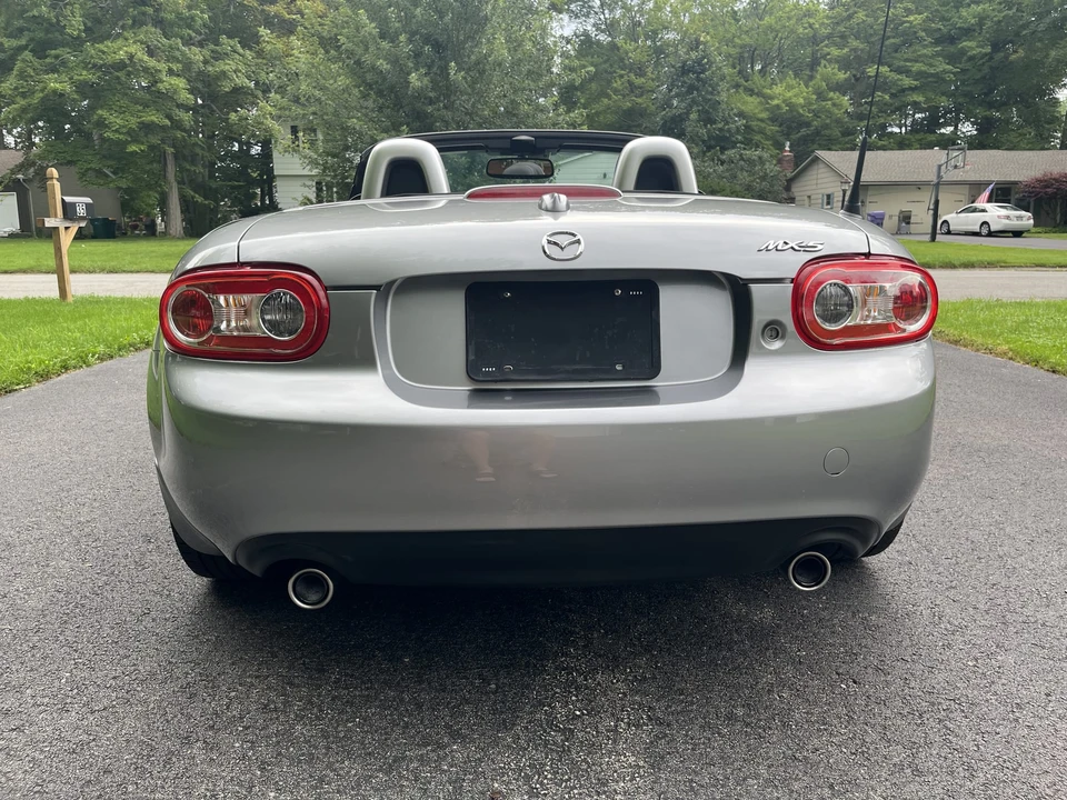 2012 Mazda NC MX-5 Miata - Image 4 of 31