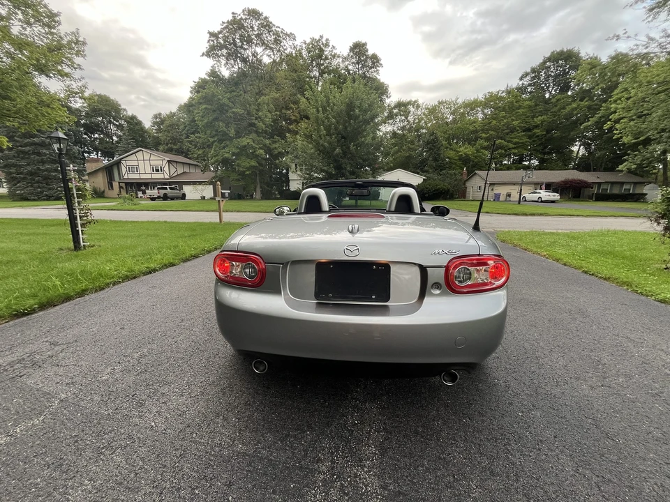 2012 Mazda NC MX-5 Miata - Image 5 of 31