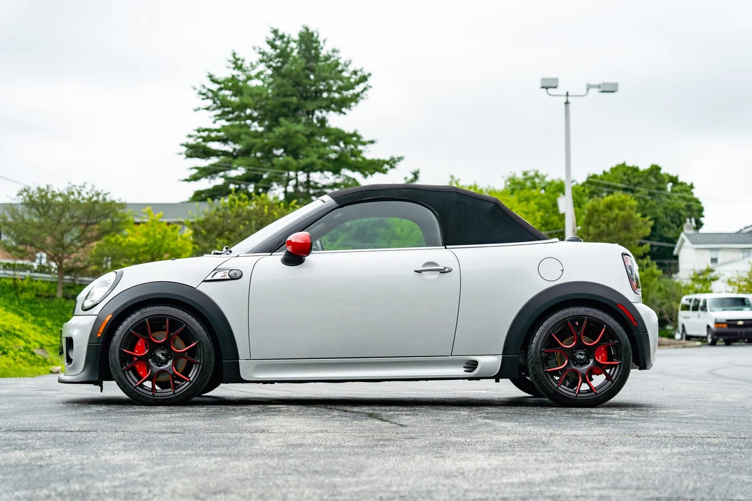 2012 Mini Coupe & Roadster - Image 12 of 31