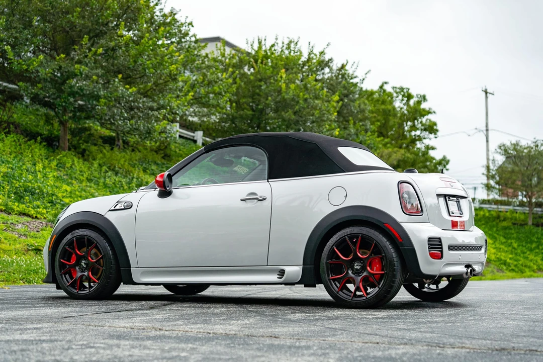 2012 Mini Coupe & Roadster - Image 16 of 31