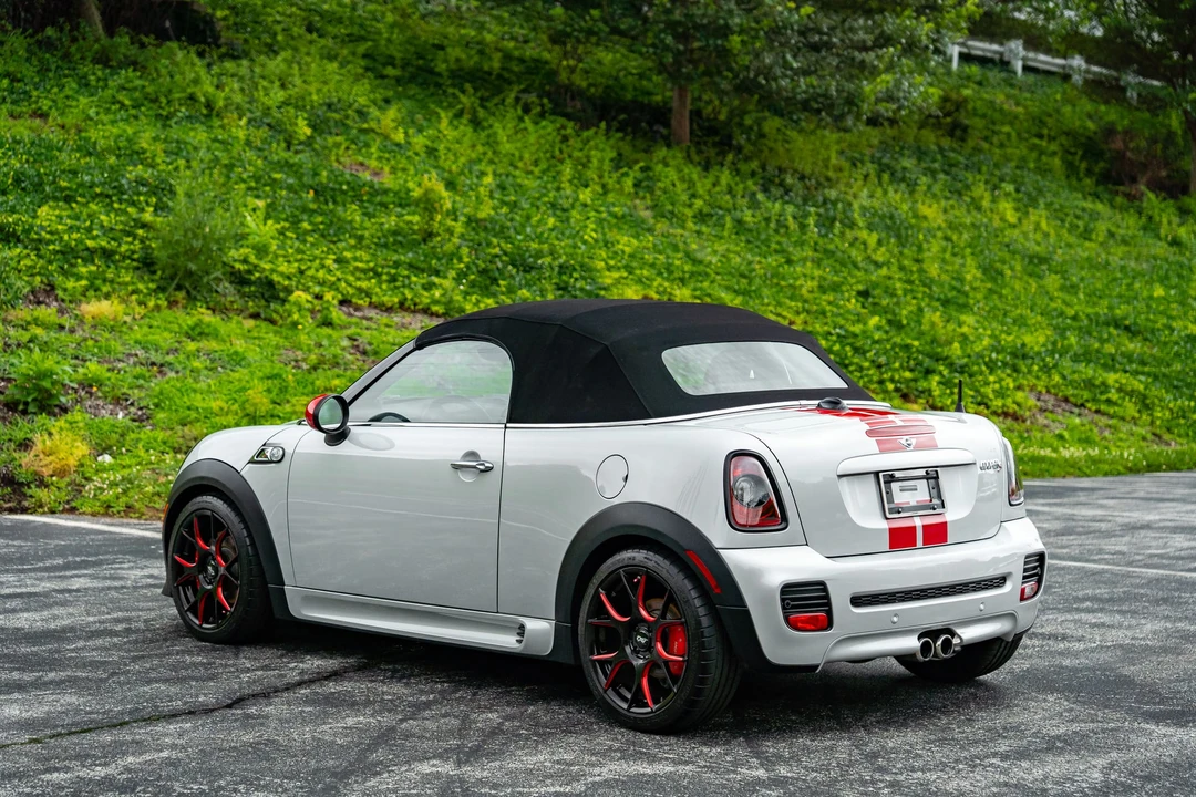 2012 Mini Coupe & Roadster - Image 18 of 31