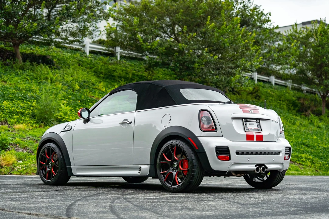 2012 Mini Coupe & Roadster - Image 19 of 31