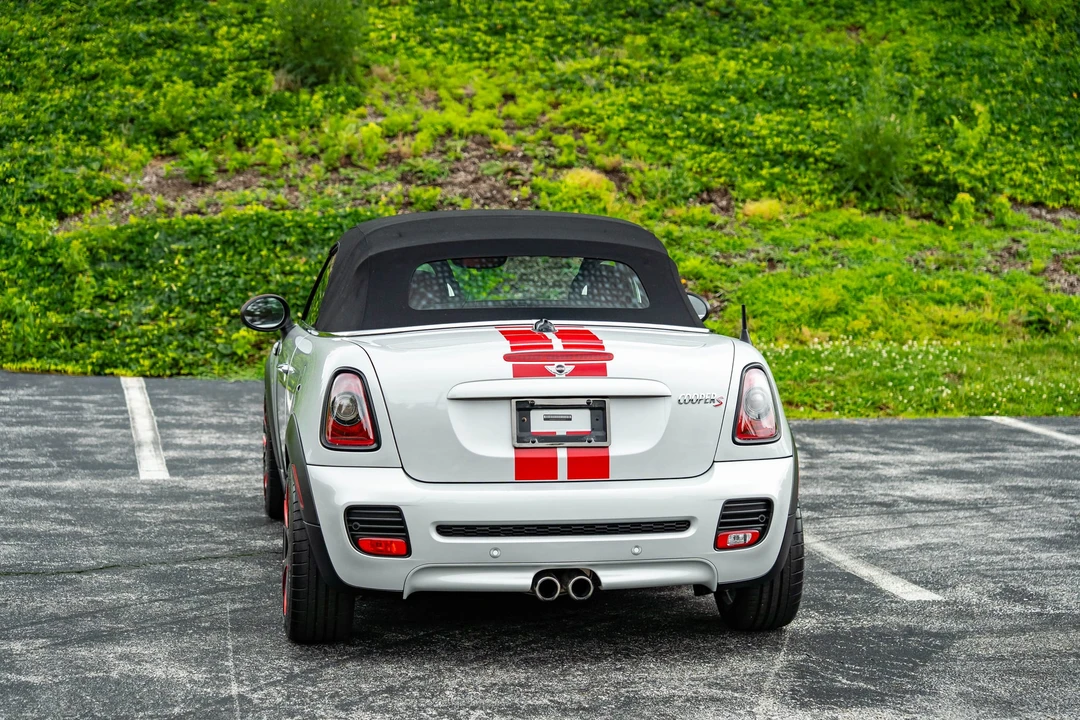 2012 Mini Coupe & Roadster - Image 22 of 31
