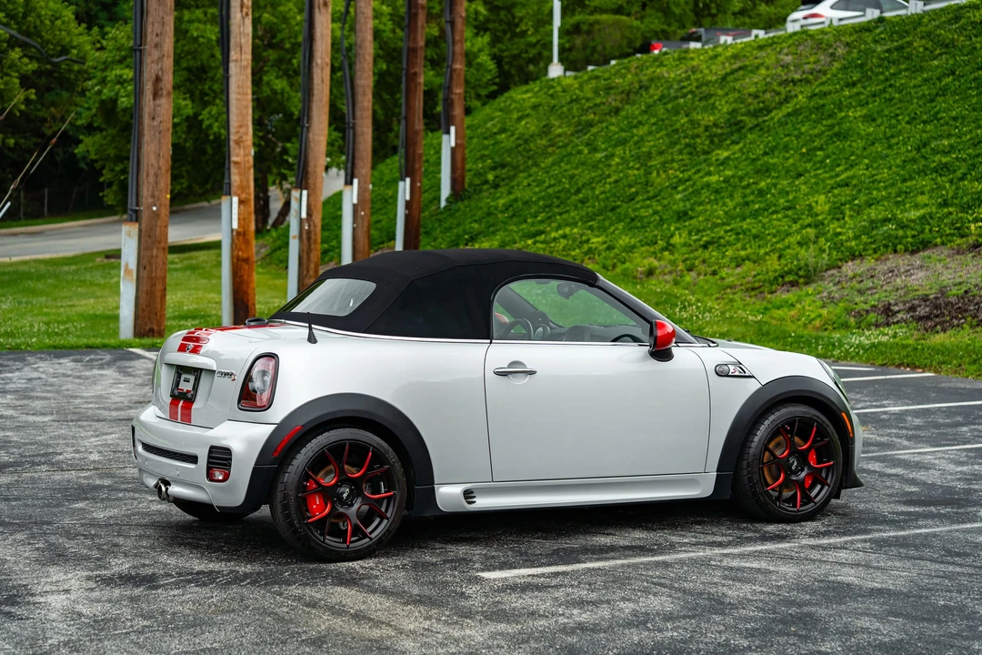 2012 Mini Coupe & Roadster - Image 30 of 31