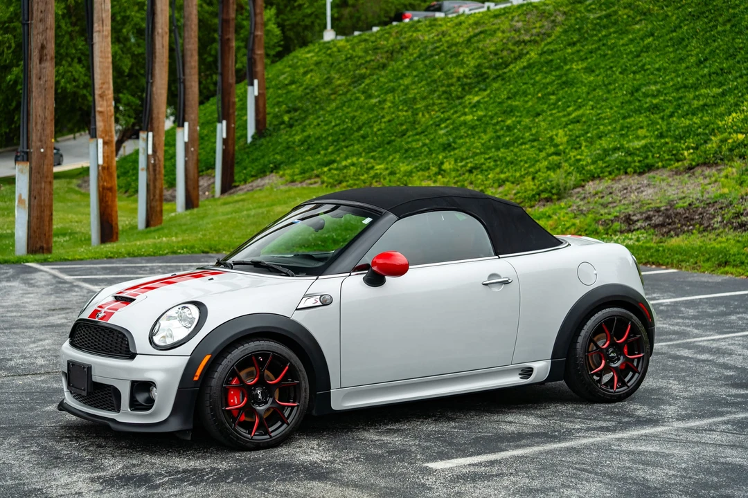 2012 Mini Coupe & Roadster - Image 8 of 31