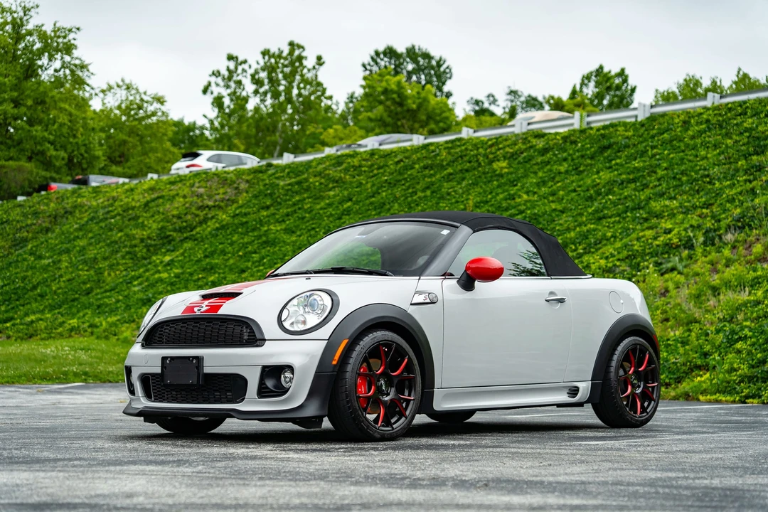 2012 Mini Coupe & Roadster - Image 6 of 31