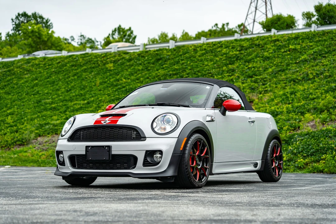 2012 Mini Coupe & Roadster - Image 5 of 31