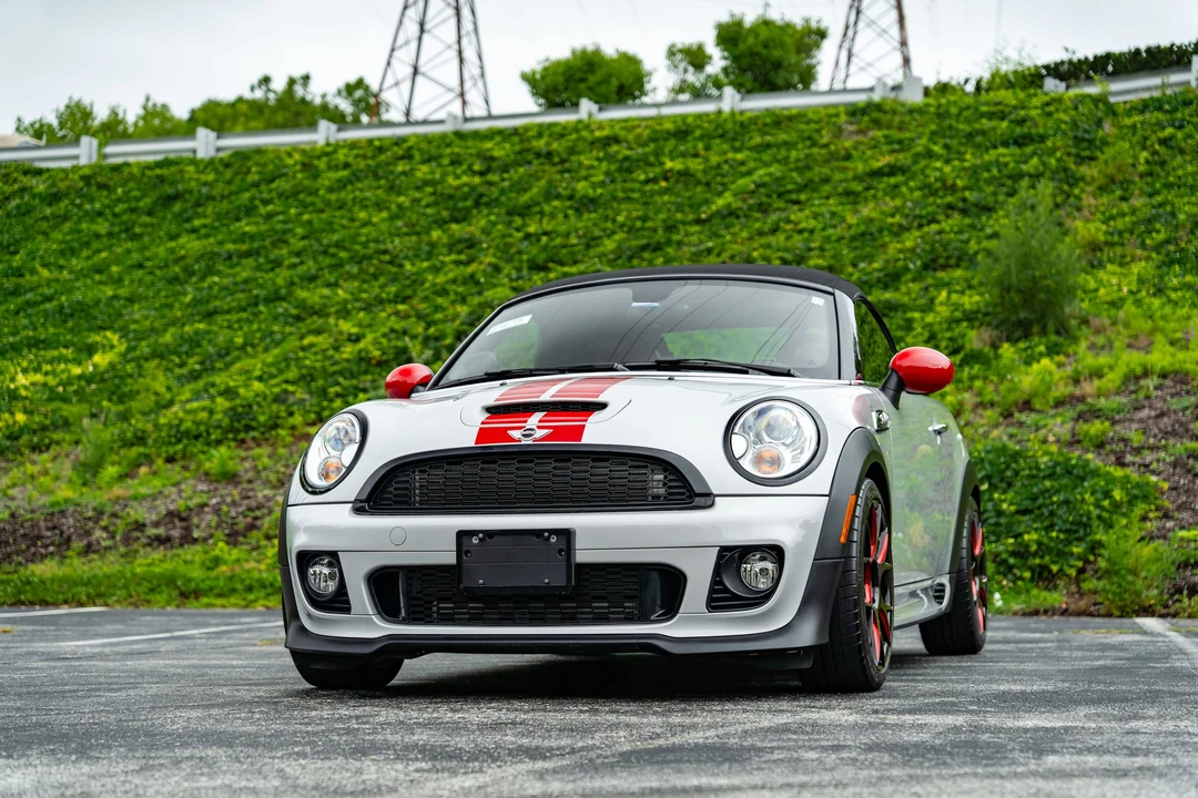 2012 Mini Coupe & Roadster - Image 2 of 31