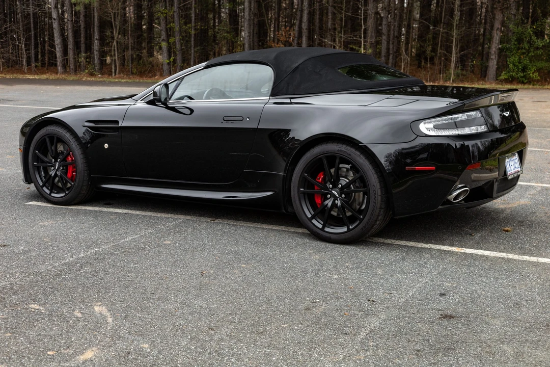 2013 Aston Martin V8 Vantage (2006-2017) - Image 5 of 31