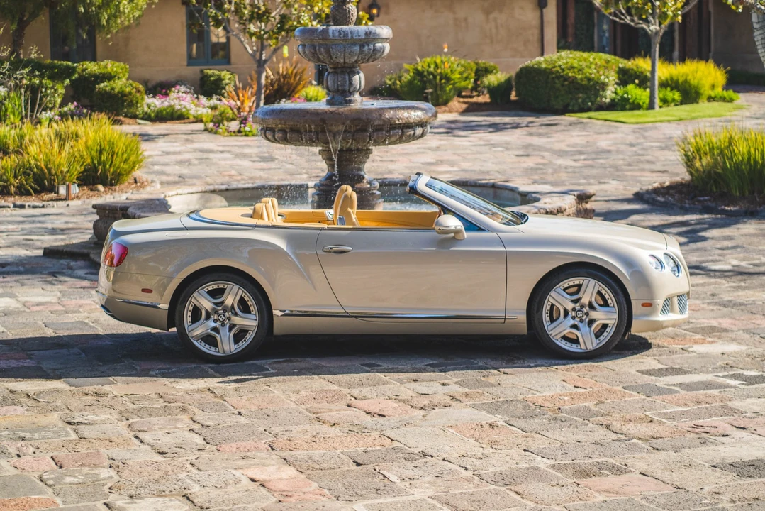 2013 Bentley Continental GTC - Image 26 of 31