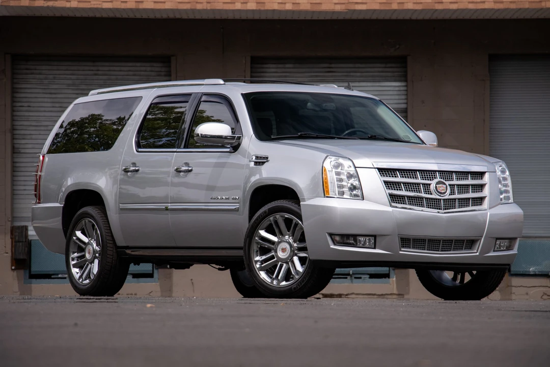 2013 Cadillac Escalade & EXT 3rd Gen - Image 21 of 31