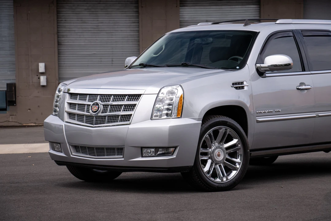 2013 Cadillac Escalade & EXT 3rd Gen - Image 25 of 31