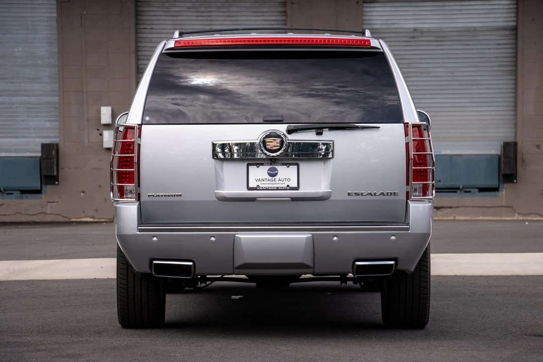 2013 Cadillac Escalade & EXT 3rd Gen - Image 11 of 31