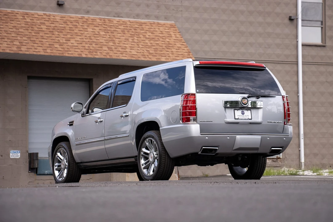 2013 Cadillac Escalade & EXT 3rd Gen - Image 8 of 31
