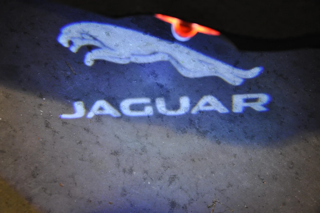 2013 Jaguar X150 XKR - Image 17 of 31