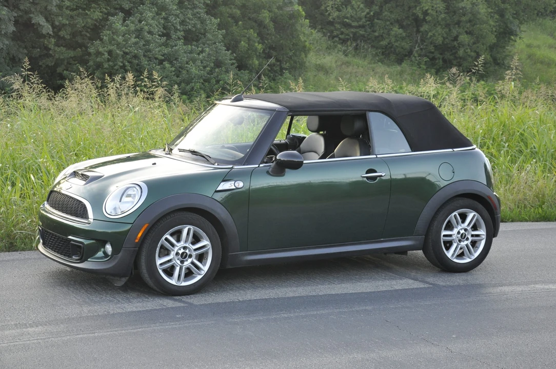 2013 Mini Mini 2nd Gen - Image 14 of 31