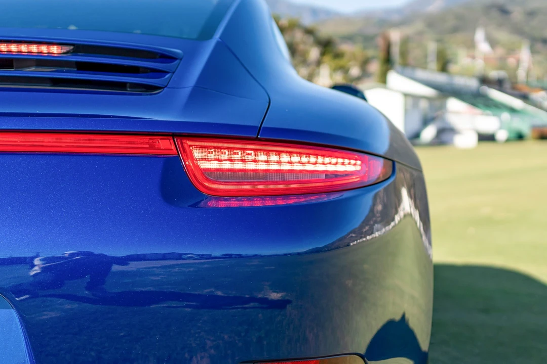 2013 Porsche 991 Carrera 4S - Image 16 of 31