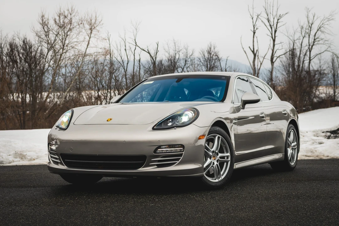 2013 Porsche 970 Panamera 4S - Image 8 of 31