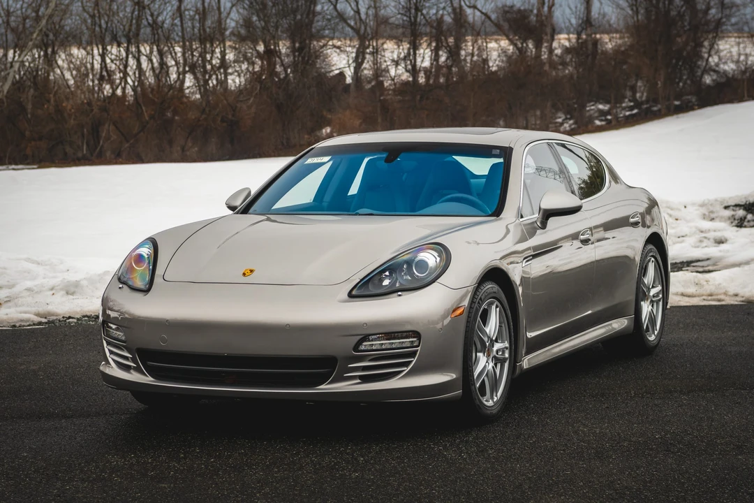 2013 Porsche 970 Panamera 4S - Image 4 of 31