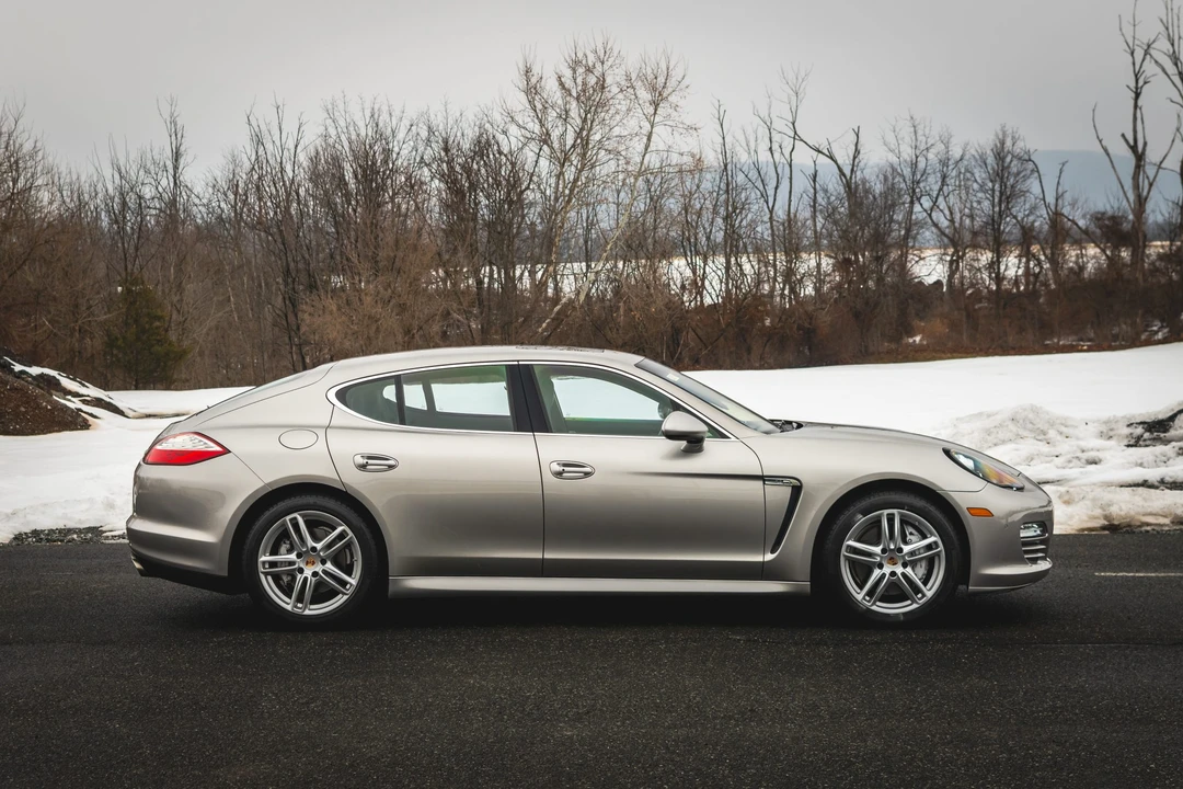 2013 Porsche 970 Panamera 4S - Image 24 of 31