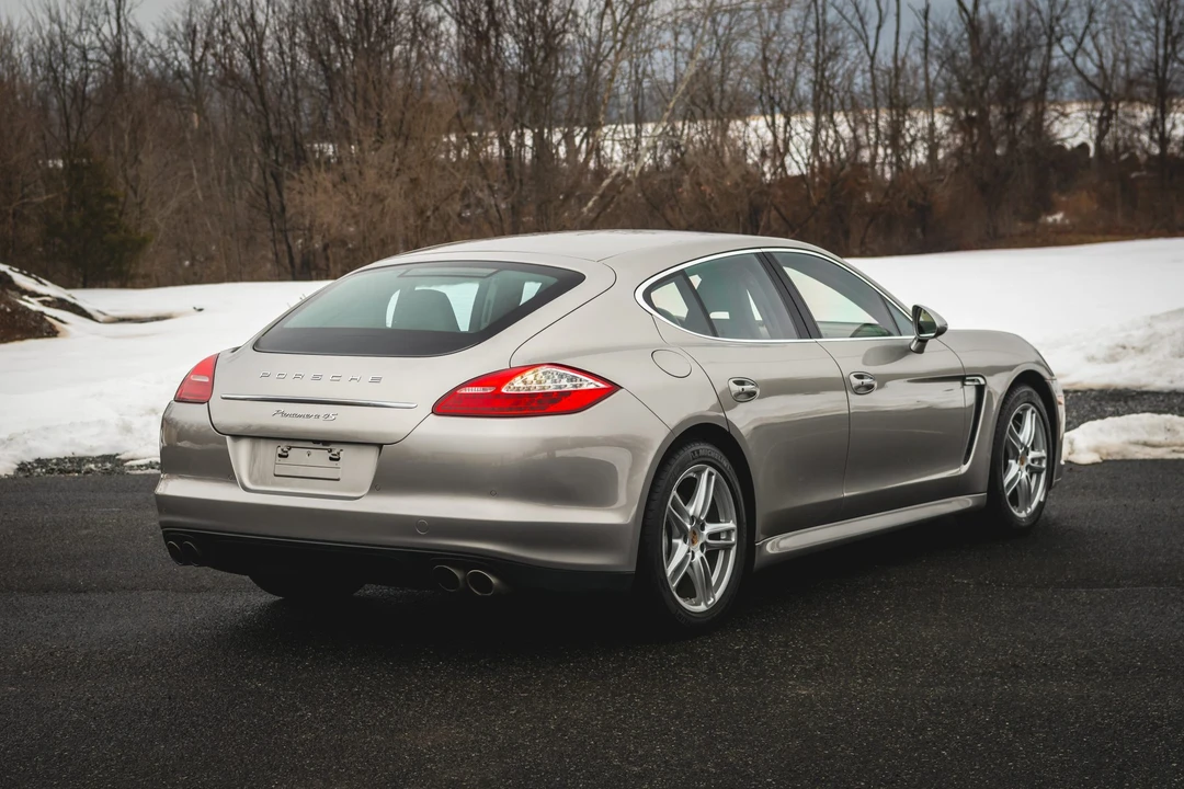 2013 Porsche 970 Panamera 4S - Image 28 of 31