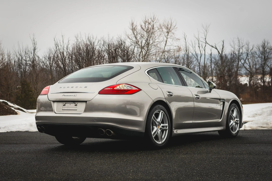 2013 Porsche 970 Panamera 4S - Image 29 of 31