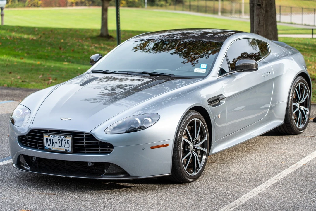 2014 Aston Martin V8 Vantage (2006-2017) - Image 13 of 31
