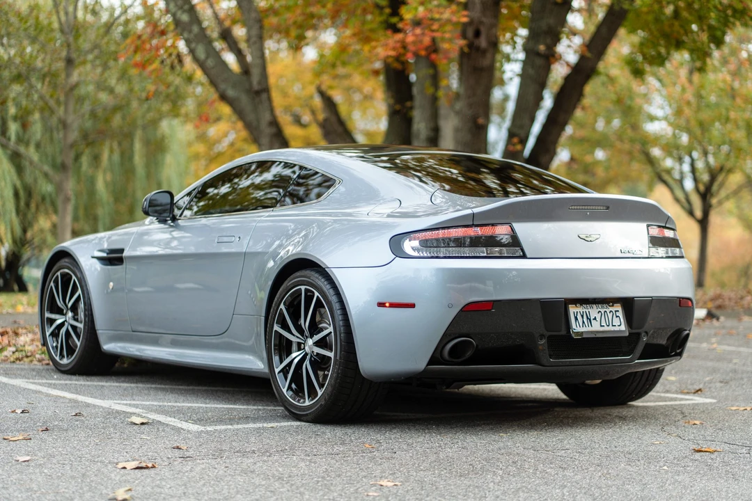 2014 Aston Martin V8 Vantage (2006-2017) - Image 21 of 31
