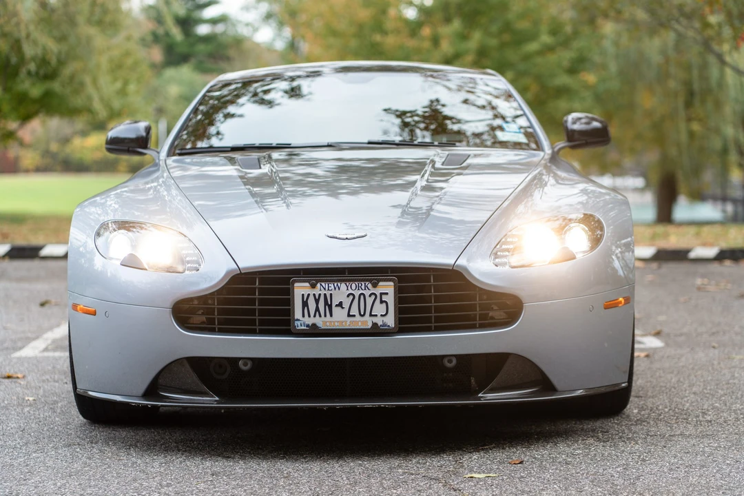 2014 Aston Martin V8 Vantage (2006-2017) - Image 15 of 31