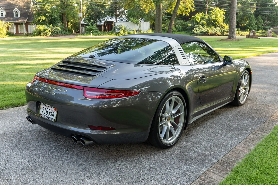 2014 Porsche 991 Targa 4 & 4S - Image 13 of 31
