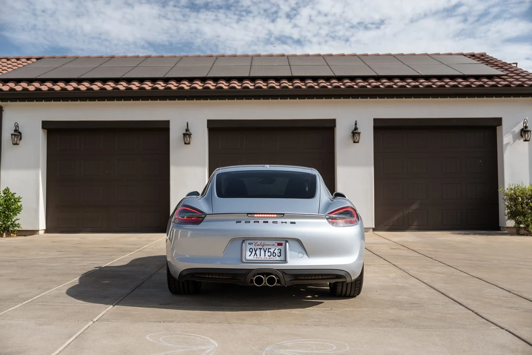 2014 Porsche 981 Cayman S - Image 26 of 31