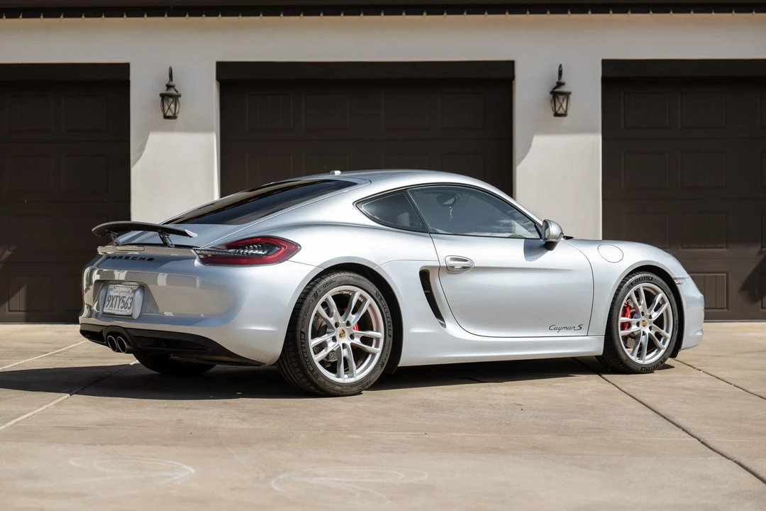 2014 Porsche 981 Cayman S - Image 16 of 31