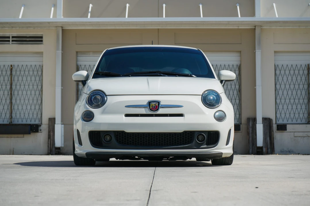 2015 Fiat Abarth 500 - Image 9 of 31