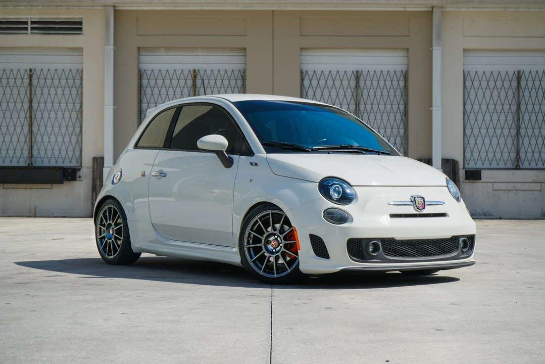 2015 Fiat Abarth 500 - Image 11 of 31