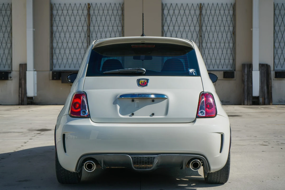 2015 Fiat Abarth 500 - Image 27 of 31