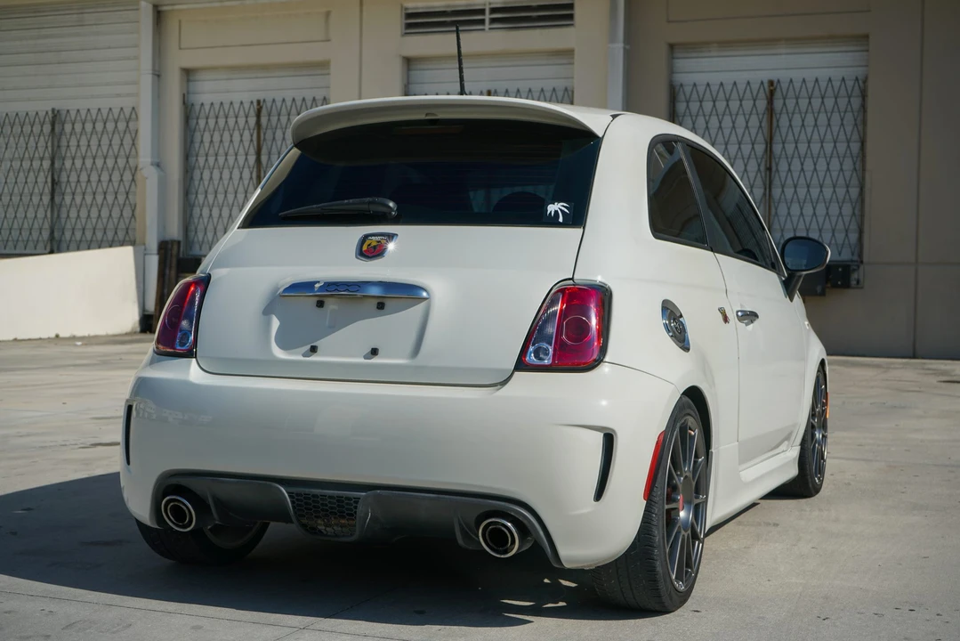 2015 Fiat Abarth 500 - Image 23 of 31