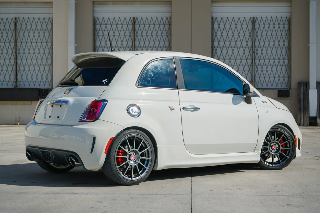 2015 Fiat Abarth 500 - Image 19 of 31