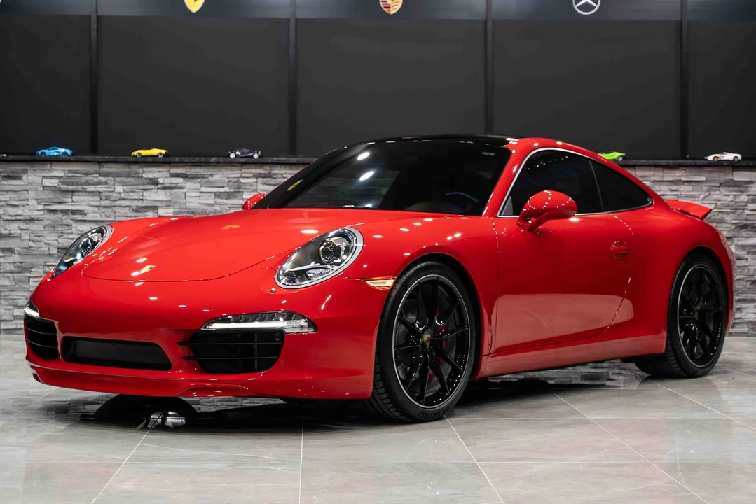 2015 Porsche 991 Carrera S - Image 25 of 31
