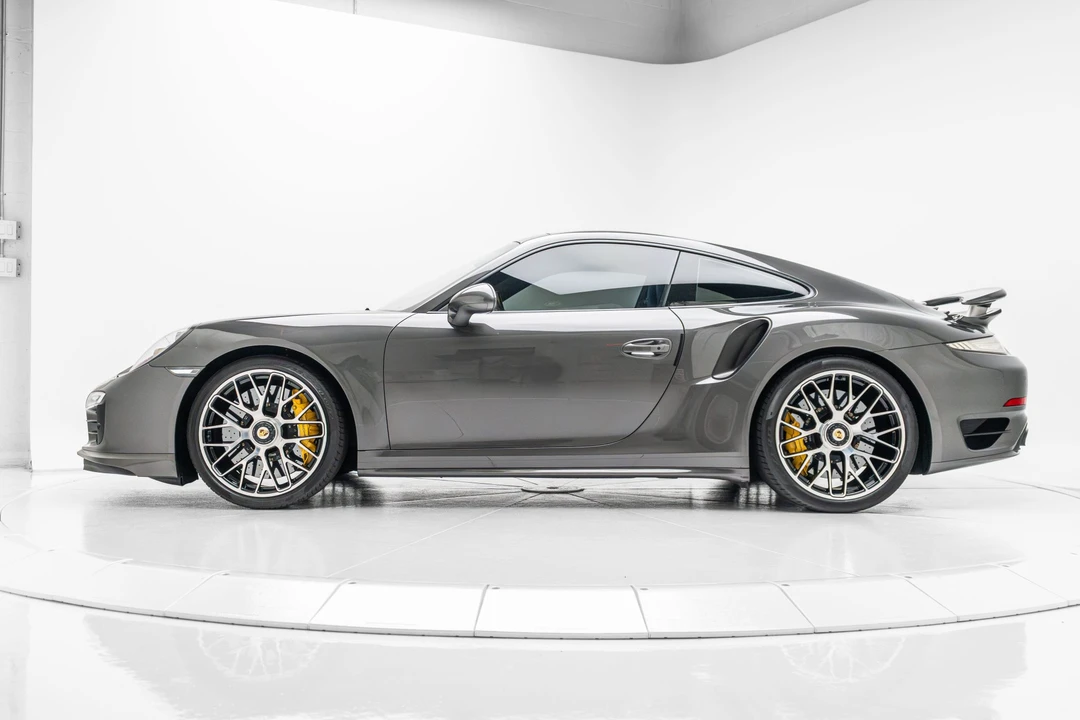 2015 Porsche 991 Turbo S - Image 16 of 31