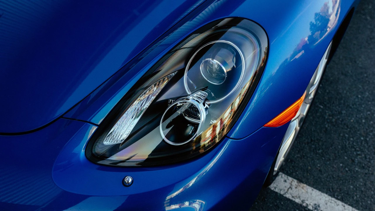 2015 Porsche 981 Cayman S - Image 26 of 31