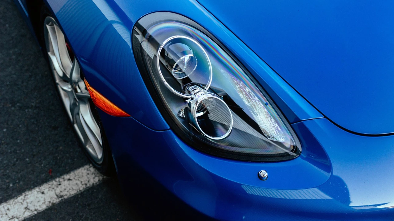 2015 Porsche 981 Cayman S - Image 24 of 31
