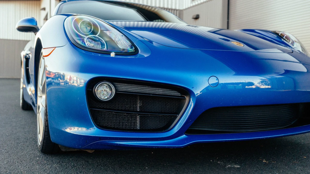 2015 Porsche 981 Cayman S - Image 22 of 31