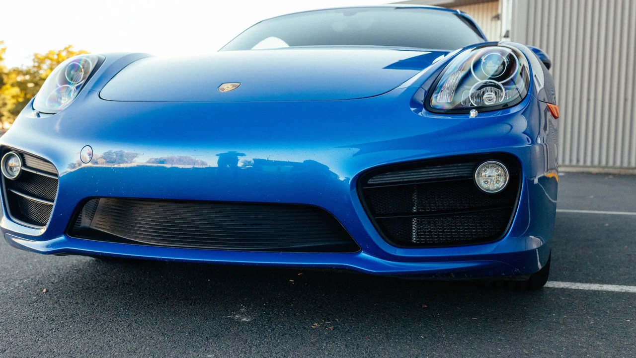 2015 Porsche 981 Cayman S - Image 23 of 31