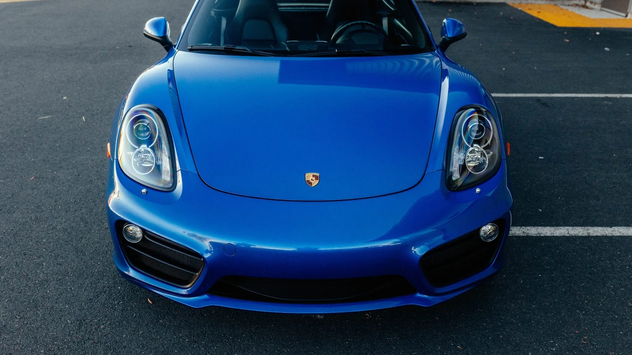 2015 Porsche 981 Cayman S - Image 21 of 31