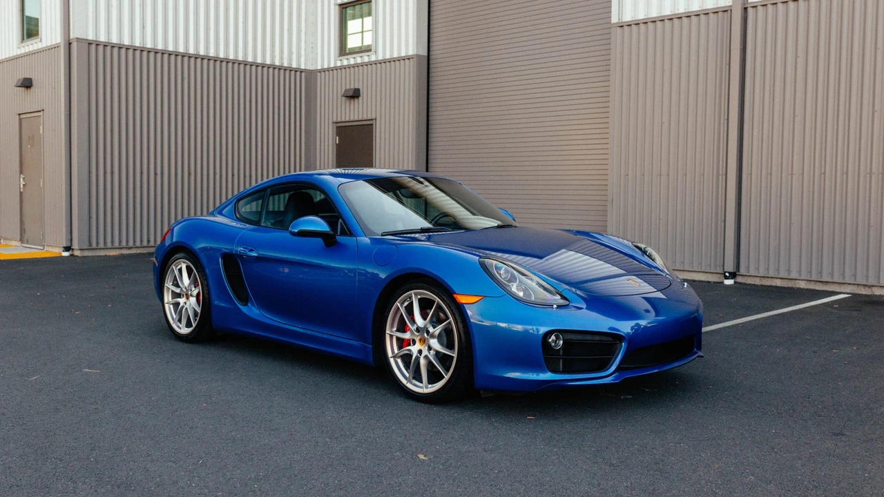 2015 Porsche 981 Cayman S - Image 5 of 31