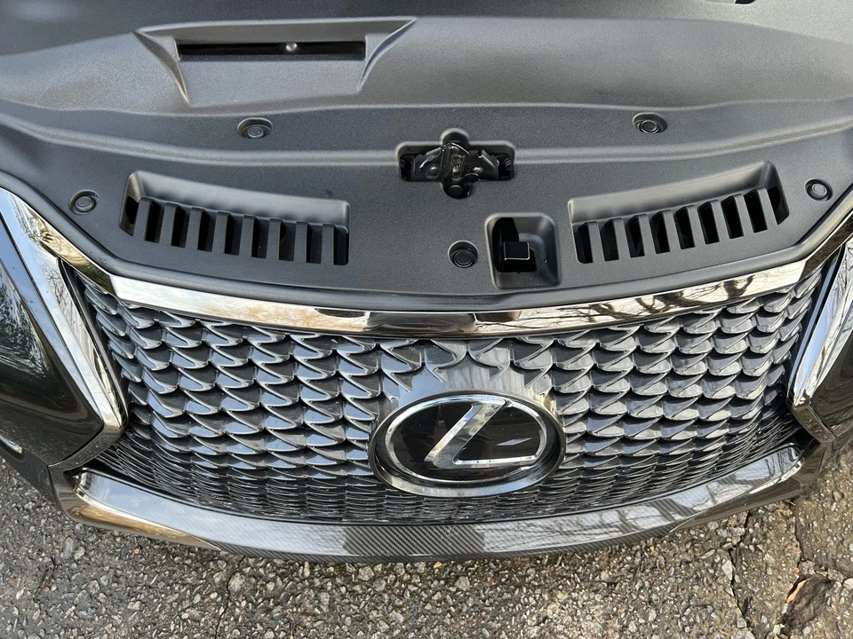 2016 Lexus GS F 4th Gen - Image 11 of 31