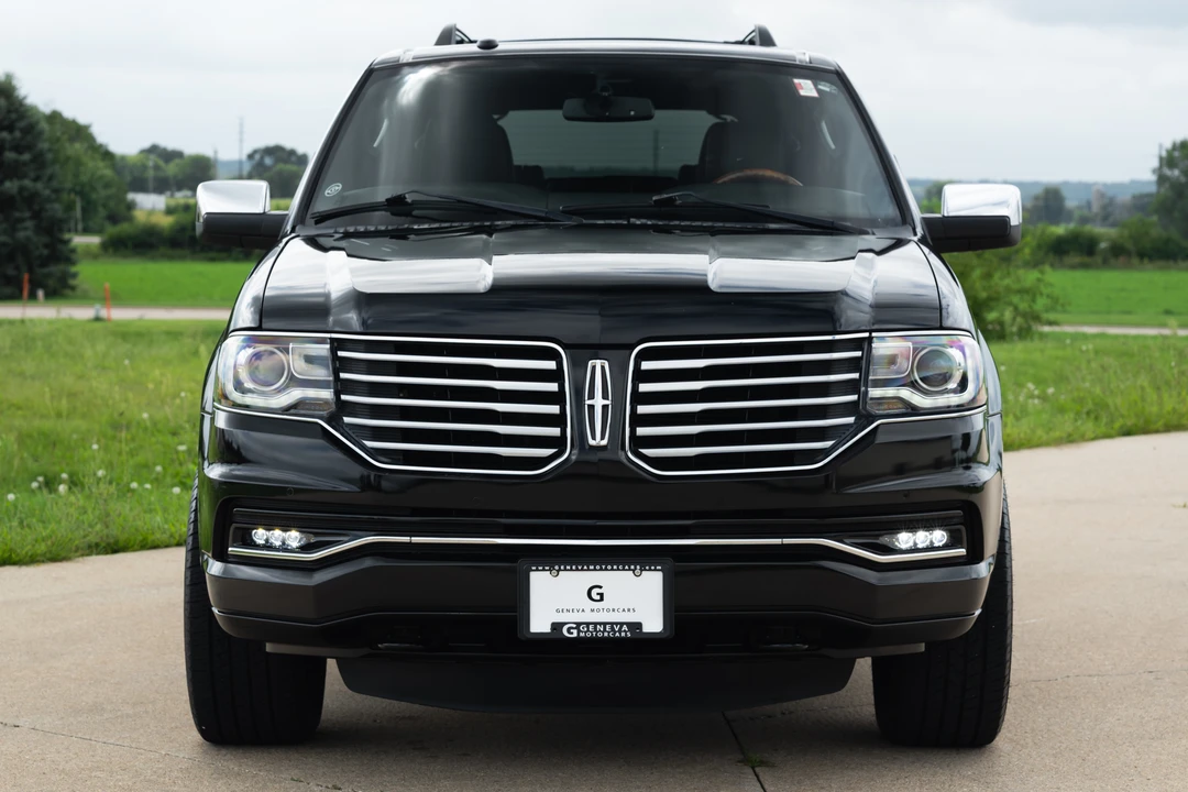 2016 Lincoln Navigator 3rd Gen - Image 18 of 31