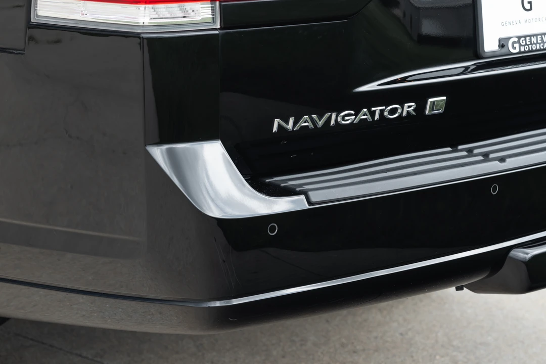 2016 Lincoln Navigator 3rd Gen - Image 26 of 31