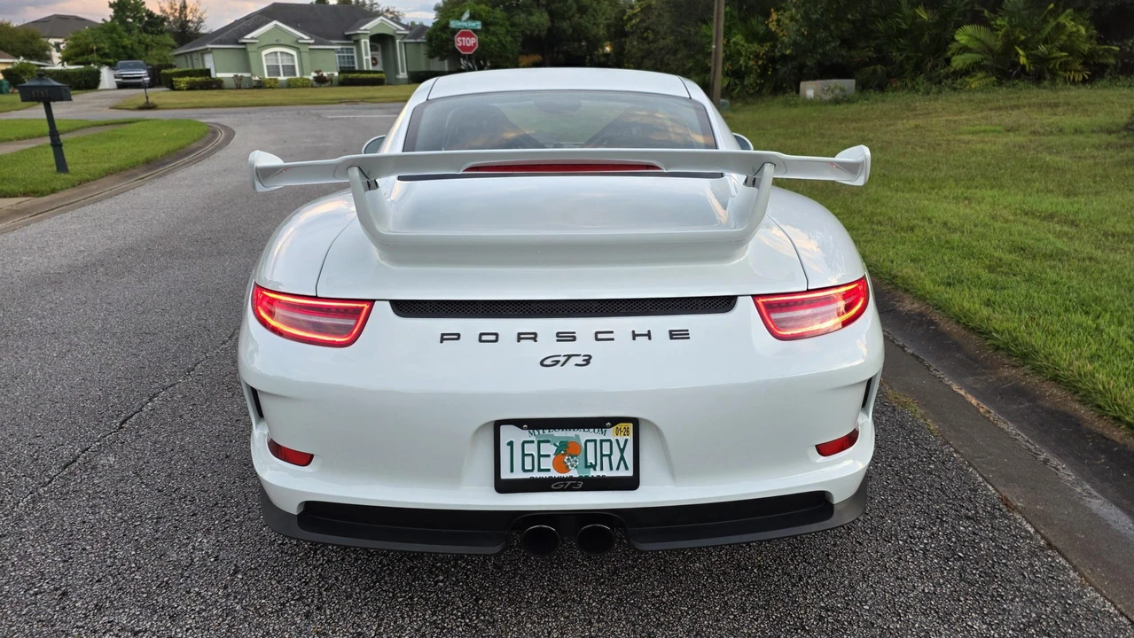 2016 Porsche 991 GT3 - Image 28 of 31
